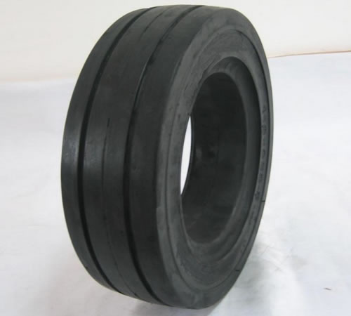 標準型實芯輪胎（ 光面條形花）.